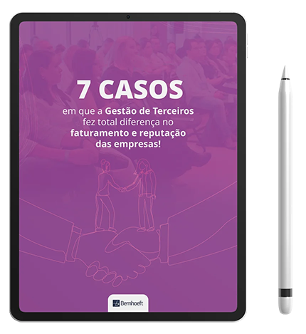 Tablet mostrando a capa do ebook 7 Casos em que a Gestão de Terceiros fez total diferença no faturamento e reputação das empresas